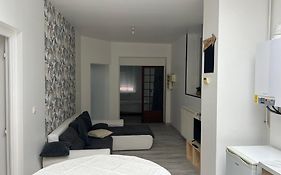 Appartement Renove, Rdc, Proche Commodites